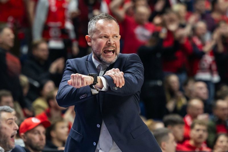 Žibėnas pasiuntė žinutę Sargiūnui ir gyrė Gudaitį