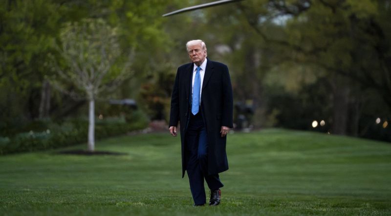 Karas Ukrainoje. Trumpas: „Kalbamės su Rusija ir norėtume, kad jie liautųsi“