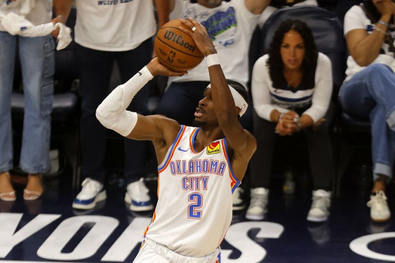 Gilgeous-Alexanderio žvaigždžių pasirodymas leidžia „Thunder“ atsidurti per žingsnį nuo NBA finalo