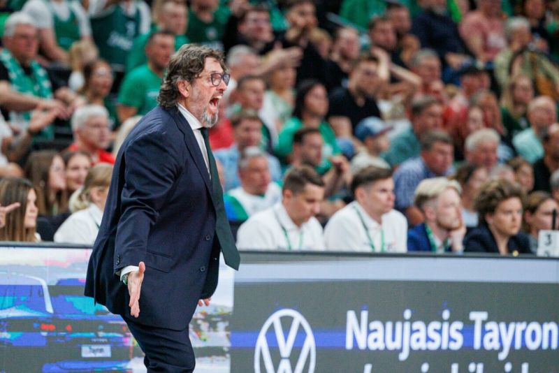 Padidėjęs žiūrovų palaikymas džiugina Trinchieri: „Žalgirio“ trenerio viltis – pilna arena finale