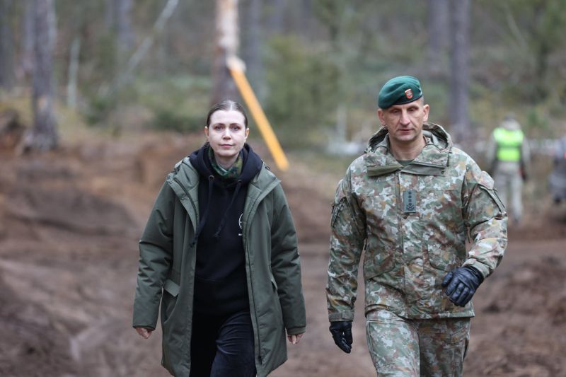 Ministrė: svarstoma dėl dar vienos žemsiurbės, sunku pasakyti, kada darbą pradės narai