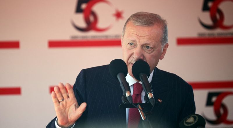 Švedijos laikraštis: kaltinimai Turkijoje sulaikytam žurnalistui yra absurdiški