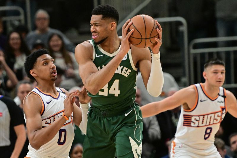 „Bucks“ užfiksavo istorinį klubo taiklumą