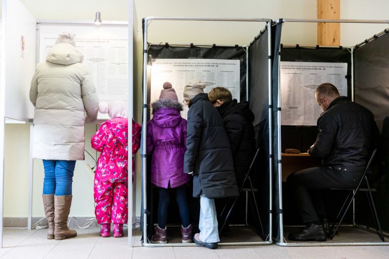 Tarp vietos valdžios rinkėjų – ir atvykėliai iš Rytų: Estija tai uždraudė, Lietuva dar nesvarsto