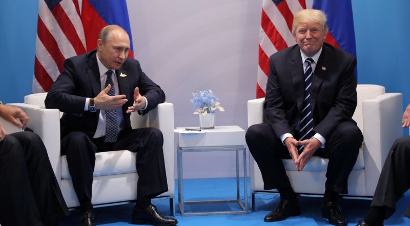 Trumpas pareiškė: esu „labai supykęs, įsiutęs“ ant Putino 