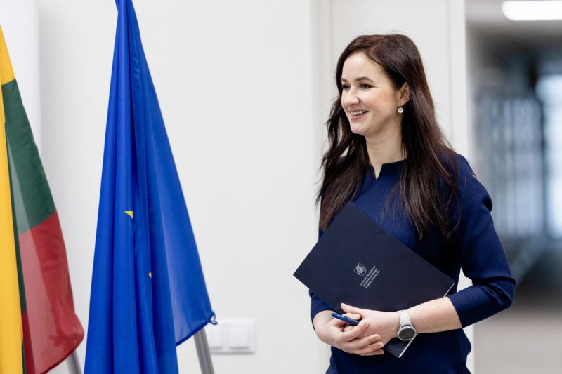MInisterija iki 10,5 mln. eurų didina paramą jaunų šeimų pirmam būstui regionuose