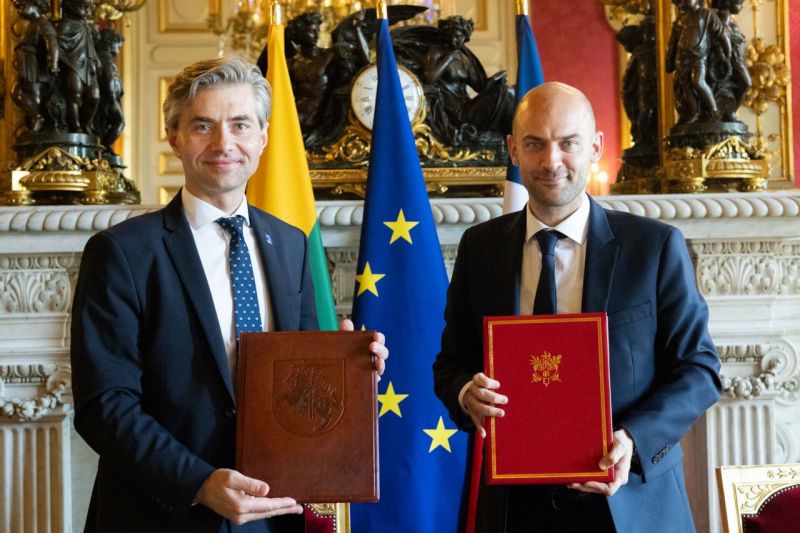 Lietuva ir Prancūzija atnaujino strateginės partnerystės veiksmų planą penkmečiui