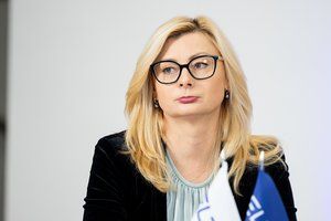 VRK: mokytoja iš Nemenčinės pažeidė rinkimų agitaciją, dalindama Ritos Tamašunienės skrajutes mokykloje 