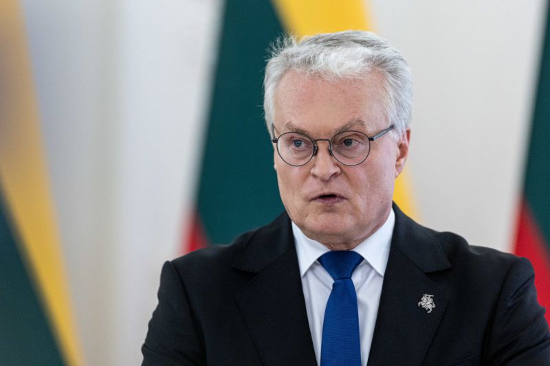 Gitanas Nausėda išrinktajam Lenkijos prezidentui sako besitikintis tęsti glaudų bendradarbiavimą