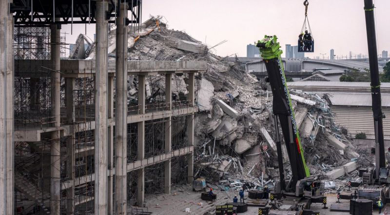 Po žemės drebėjimo Mianmaro chunta paskelbė gedulo savaitę