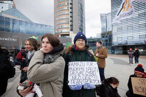 Vilniečiai toliau širsta dėl sostinės planų didinti viešojo transporto kainas: „Gana nesąmonių“