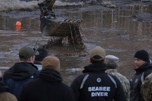 JAV kariuomenė: rasti trijų žuvusių JAV karių kūnai, ketvirtojo dar ieškoma