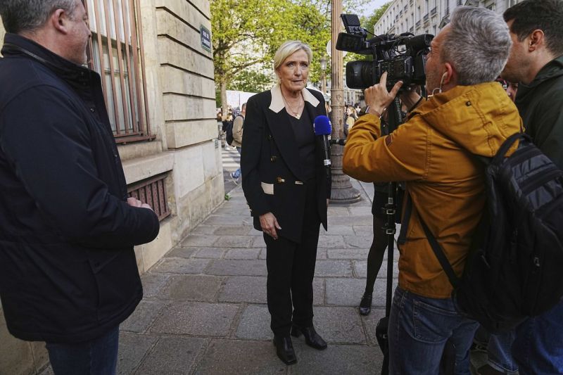 M. Le Pen laukia nuosprendis, galintis sužlugdyti viltis tapti Prancūzijos prezidente