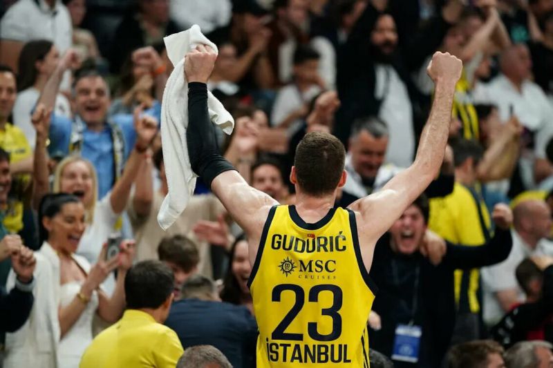 Guduričiaus lemiamas metimas užtikrino „Fenerbahče“ pergalę Turkijos pusfinalyje