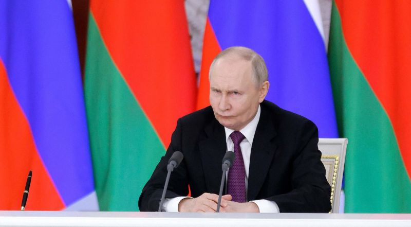 Putinas padidino šauktinių į reguliariąją armiją skaičių