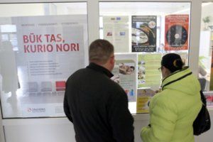 Darbo ieškantieji negali patikėti tarnybos specialistų abejingumu: „Jei rasi darbą, parašyk“