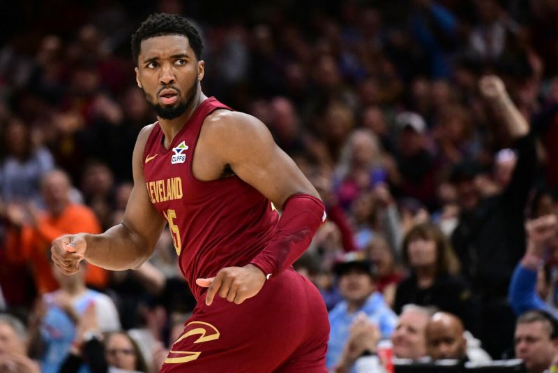 „Cavaliers“ toliau skina pergales NBA