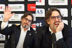 A. Trinchieri šou spaudos konferencijoje – pats nusprendė užduoti klausimą žurnalistui