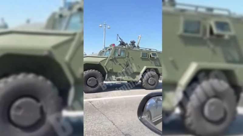 Ukrainos dronai išgąsdino Maskvą: į sostinę rieda karinė technika