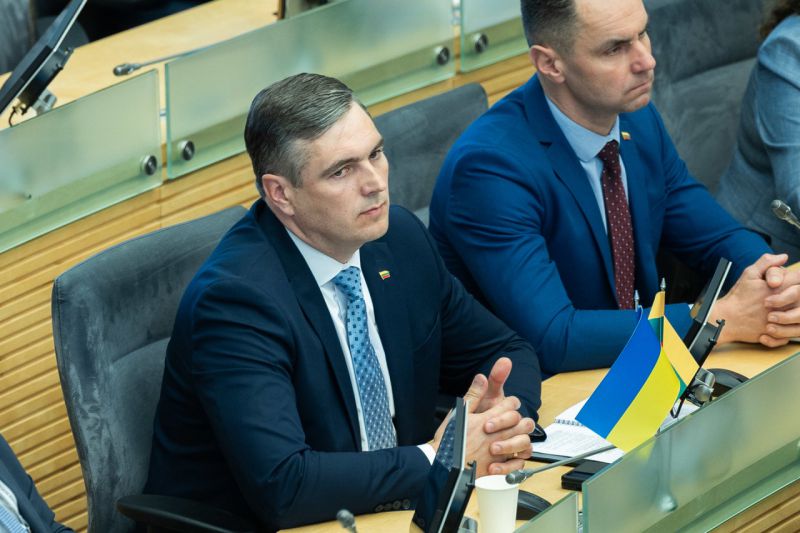 Seimas sudarė komisiją dėl Arūno Dudėno imuniteto naikinimo