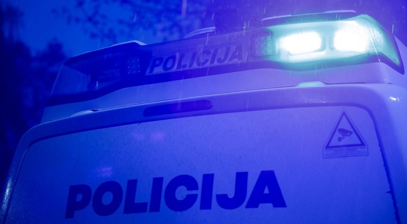 Pavogė automobilį su dokumentais ir pinigais: Radviliškyje apvogtas pensininkas
