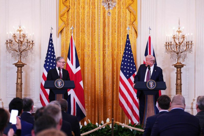K. Starmeris ir D. Trumpas aptarė produktyvias derybas dėl JAV ir JK prekybos susitarimo
