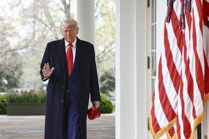 Iranas nori dialogo su JAV „vienodomis sąlygomis“