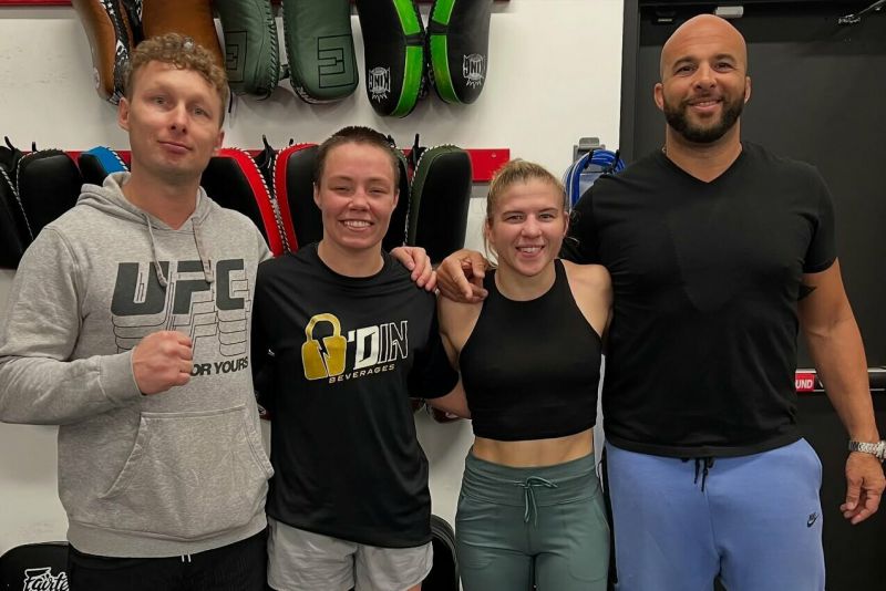 Maverick ir Namajunas dvikova UFC: artimų treniruočių partnerių laukia sunkiausias išbandymas