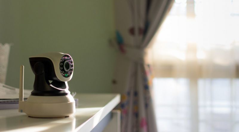 Mama dukrų kambaryje įrengė kamerą: tai, ką ji išvydo, pavadino didžiausiu košmaru