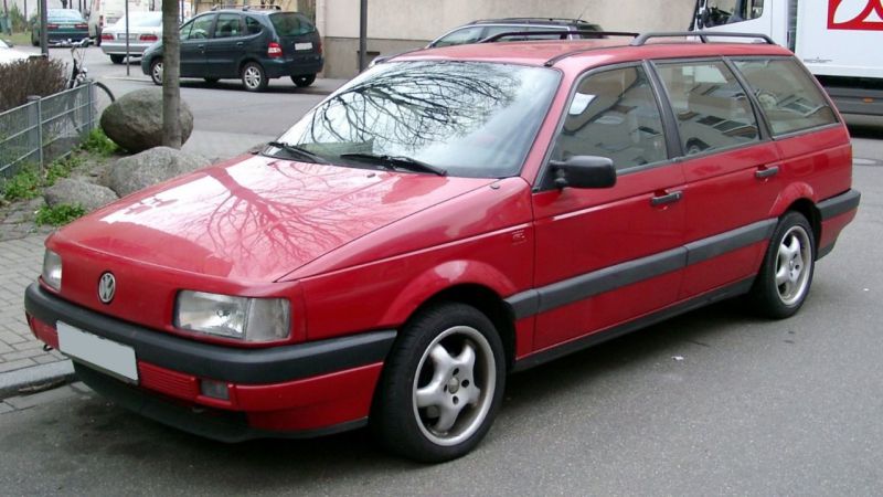 Raseinių rajone pavogtas automobilis: šeimininkas raktelius paliko spynelėje