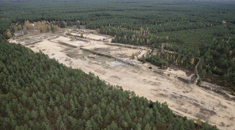 Privataus investuotojo į karinį miestelį Kairių poligone paieškos – gegužę